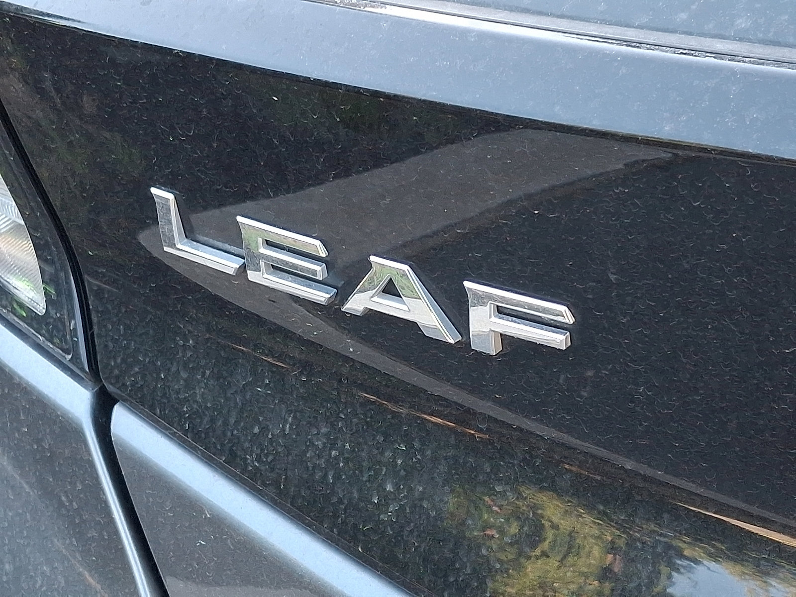 Used 2018 Nissan Leaf SV FWD image 10