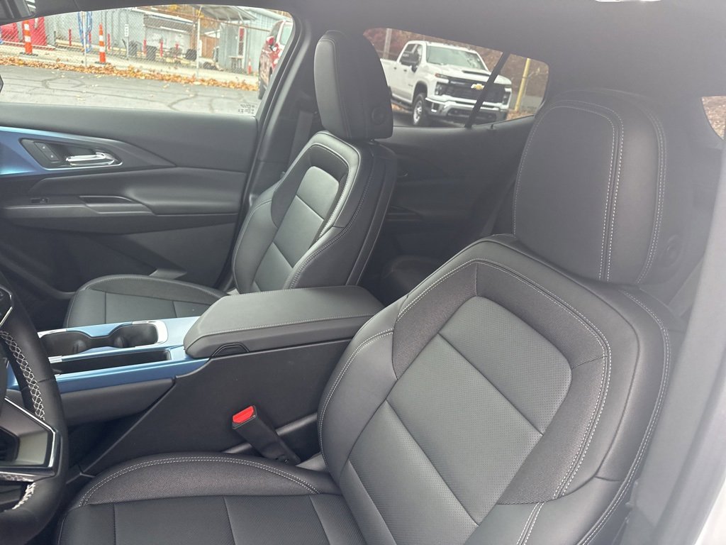 New 2026 Chevrolet Equinox EV LT image 9