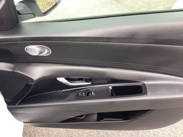 Certified 2024 Hyundai Elantra SEL image 17