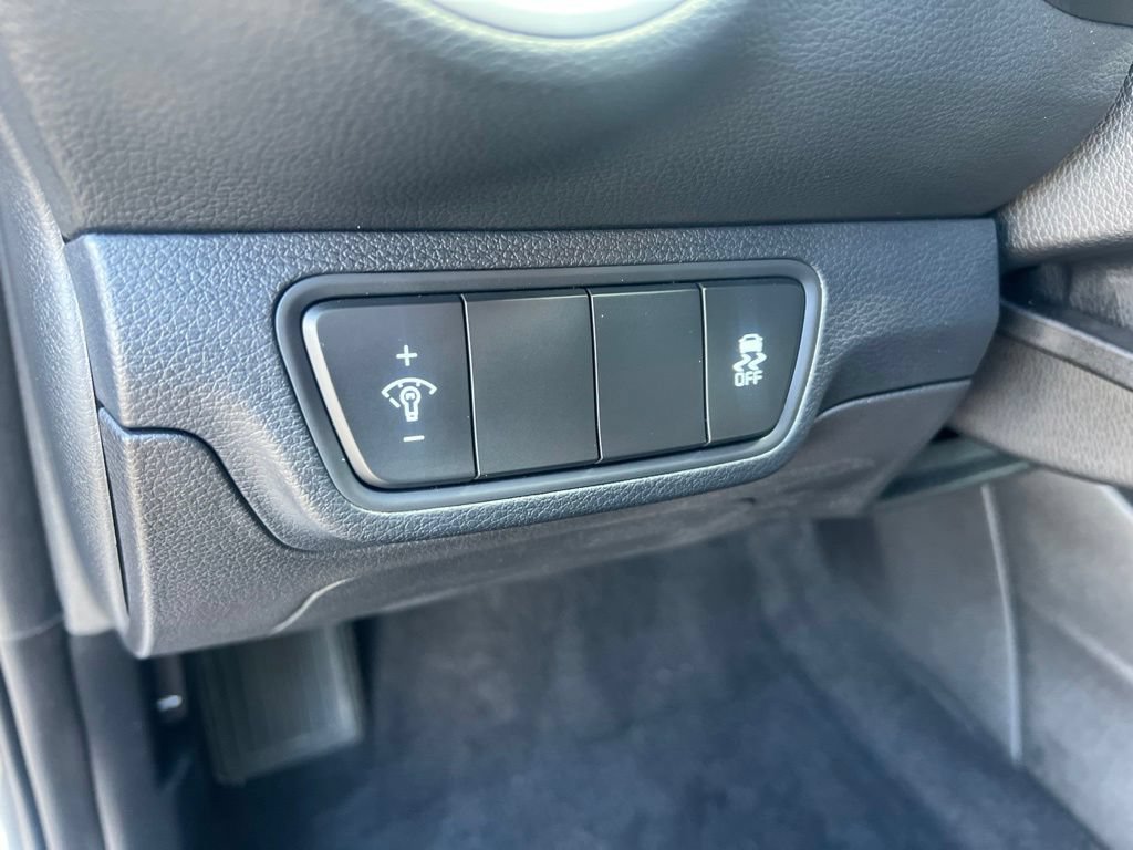 Certified 2023 Kia Forte LXS FWD image 44
