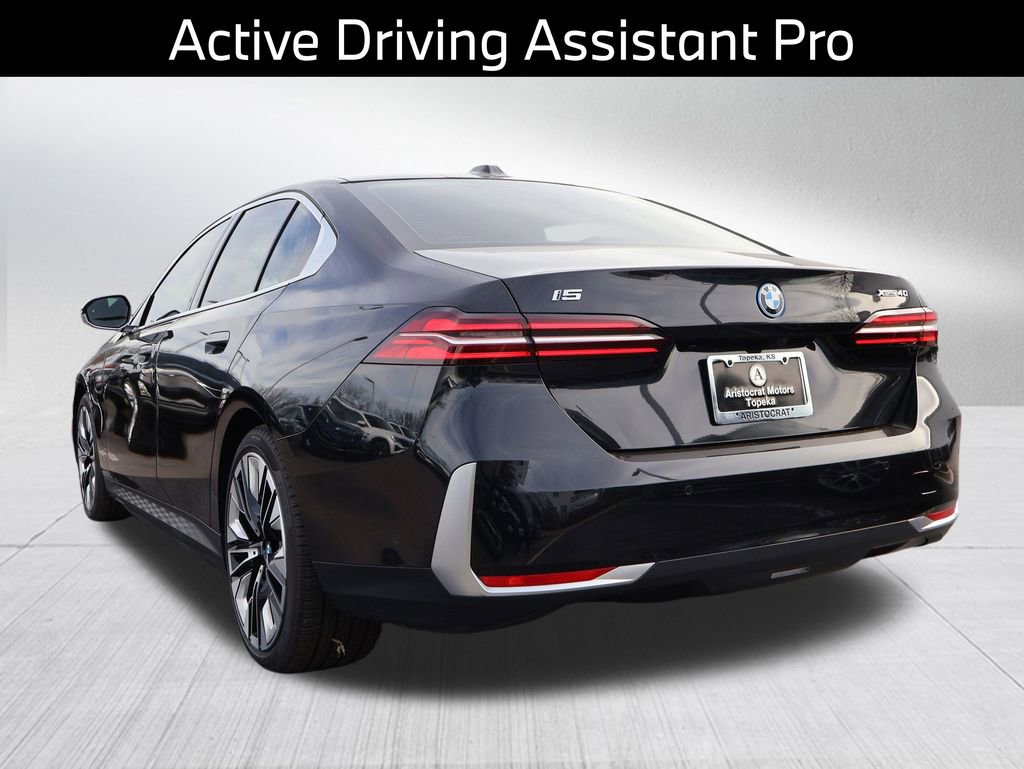 Certified 2025 BMW i5 xDrive40 w/ Premium Package image 7