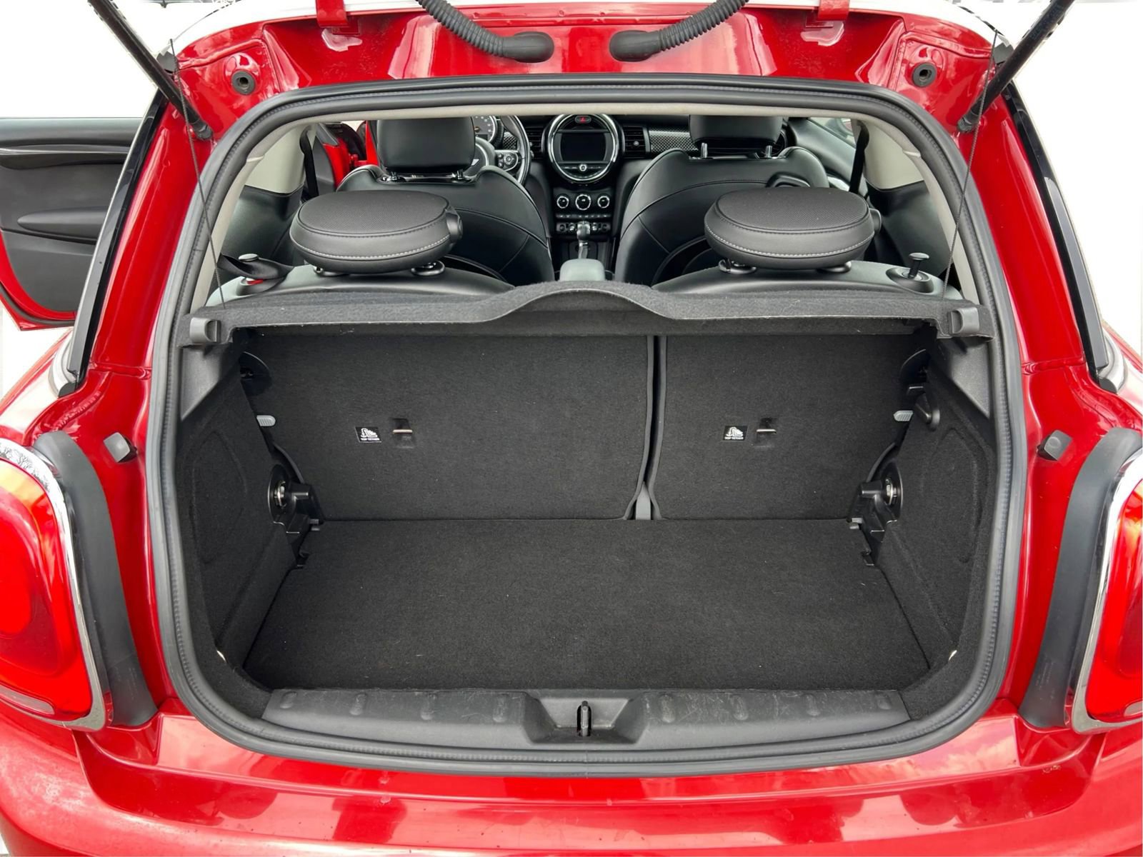 Used 2017 MINI Cooper S image 11