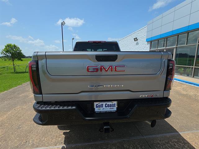Used 2026 GMC Sierra 2500 AT4X AWD/4WD image 8