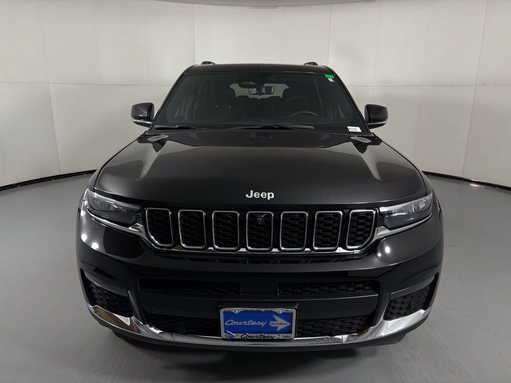 Used 2024 Jeep Grand Cherokee L Limited w/ Luxury Tech Group II AWD/4WD image 3