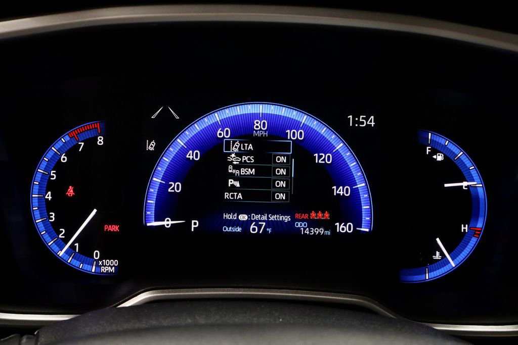 Used 2022 Toyota Corolla Cross XLE w/ Convenience Package AWD/4WD image 29