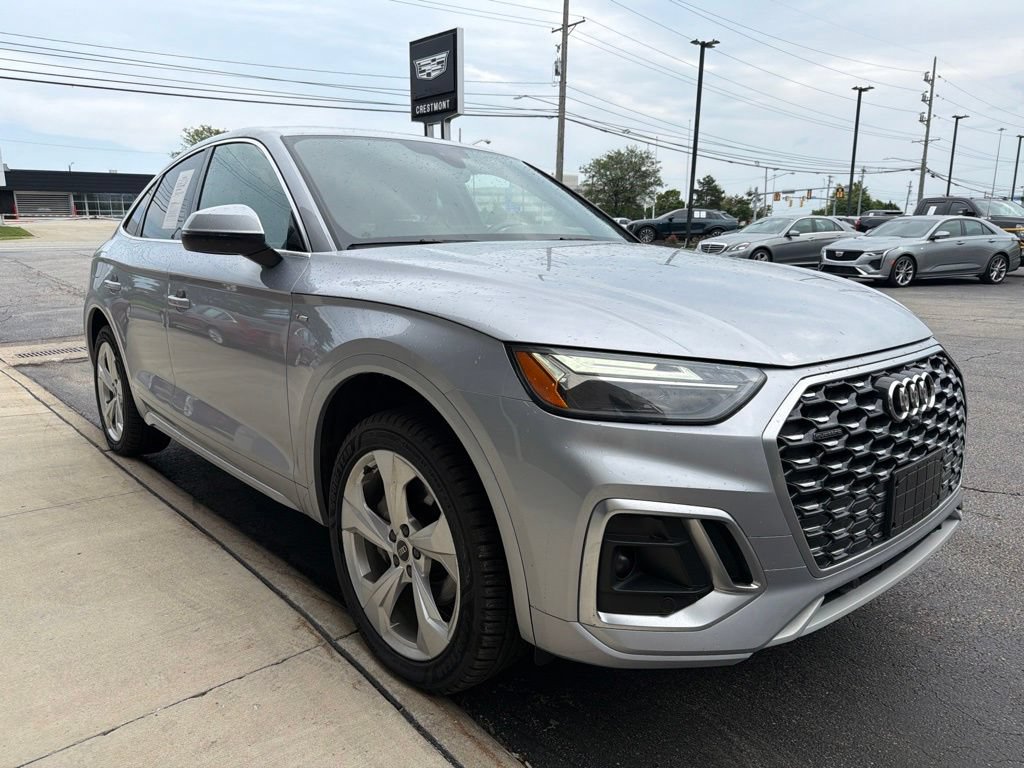 Used 2023 Audi Q5 2.0T Premium w/ Convenience Package AWD/4WD image 1