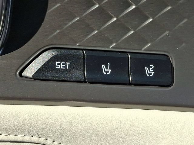 Certified 2023 Kia Sorento SX Prestige w/ Panoramic Sunroof Package AWD/4WD image 25
