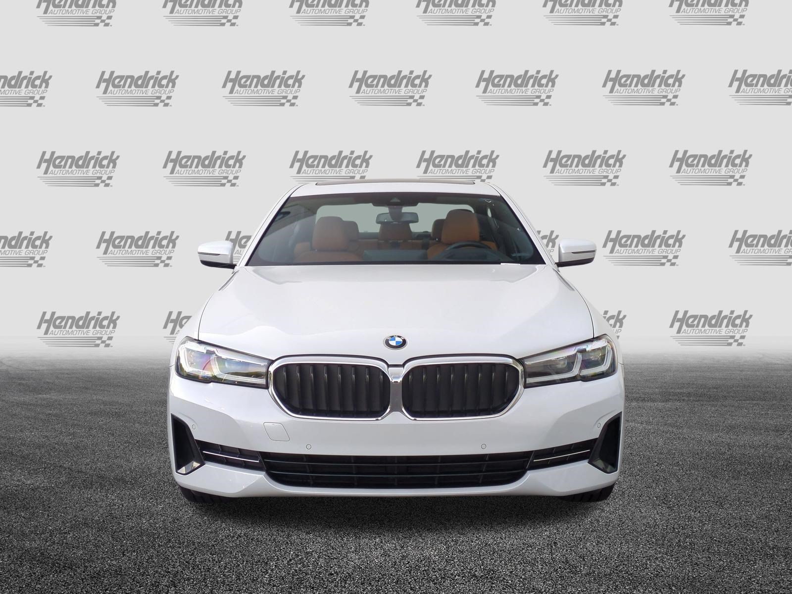 Used 2023 BMW 530i w/ Premium Package RWD image 3