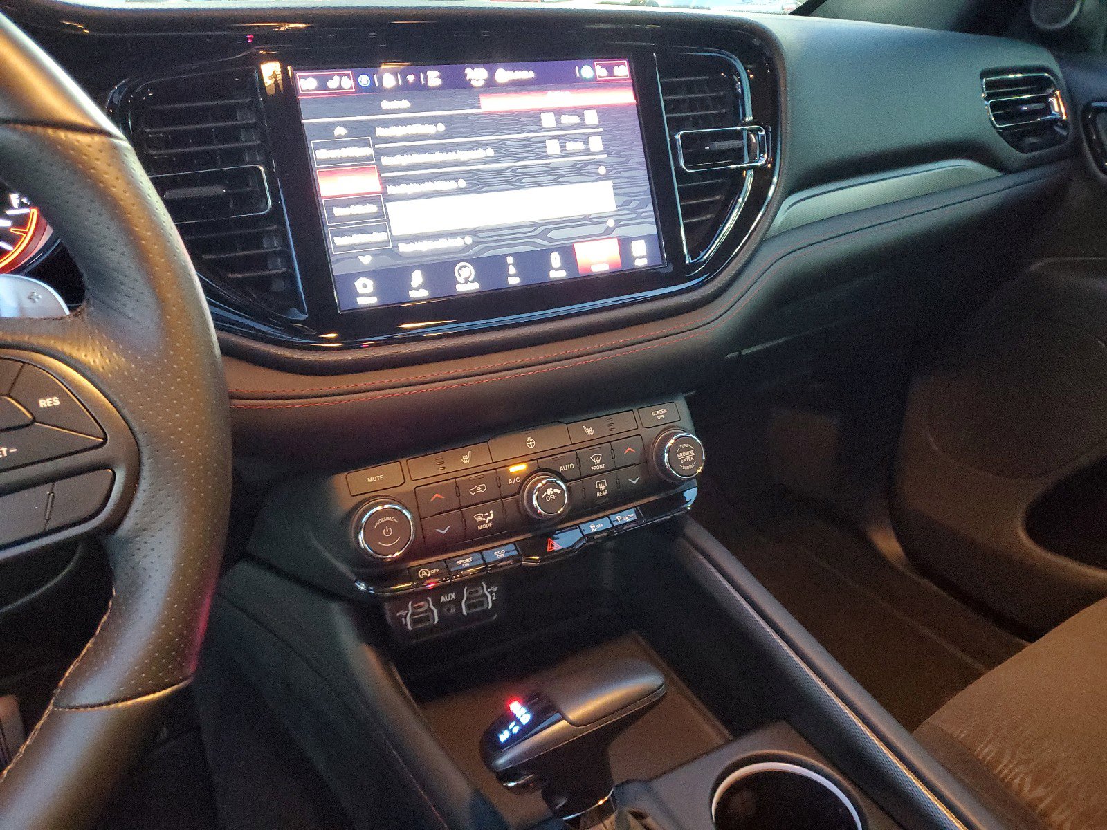 Certified 2025 Dodge Durango GT w/ Blacktop Package image 28