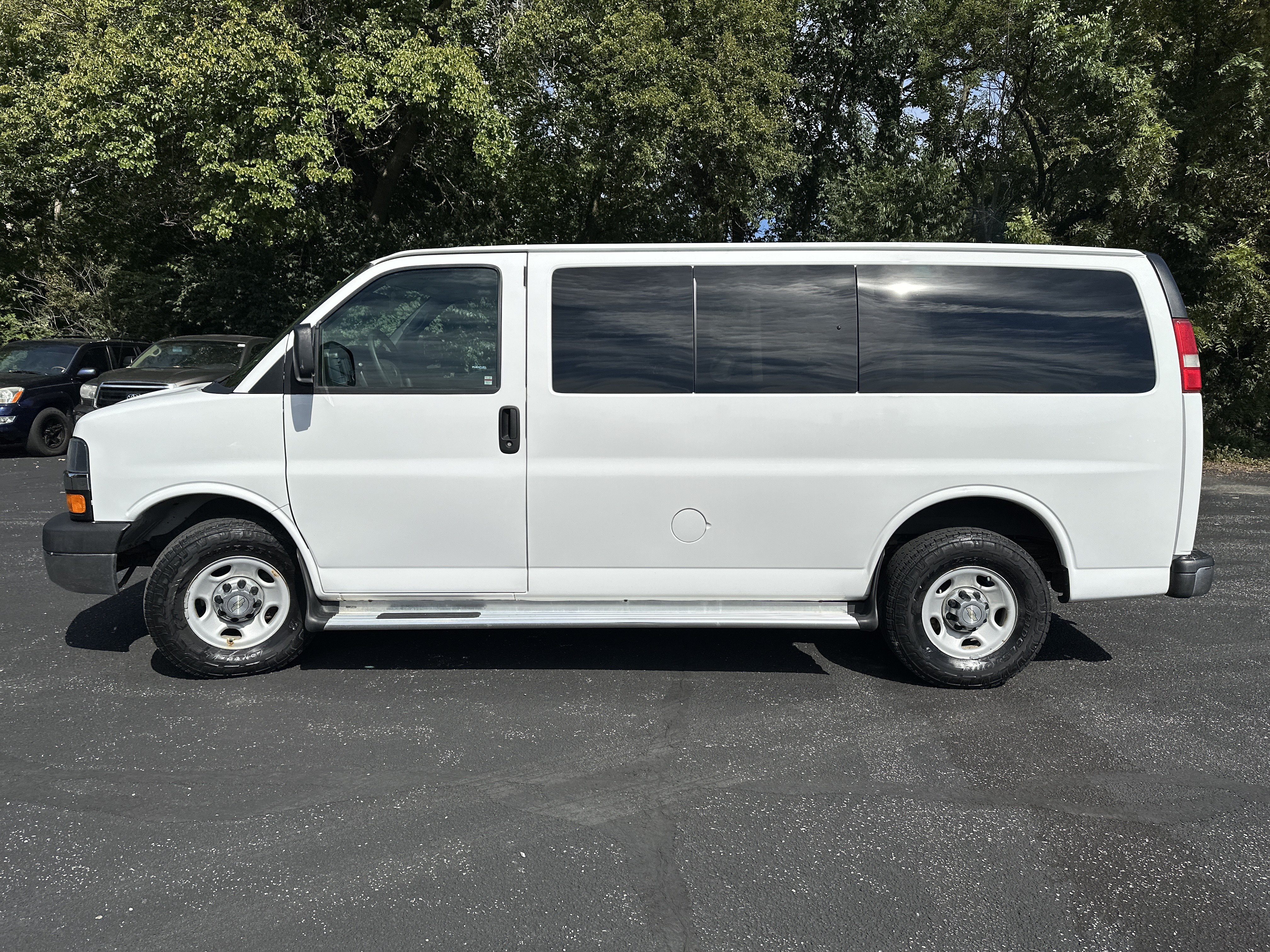 Used 2013 Chevrolet Express 3500 LT w/ LT Preferred Equipment Group RWD image 4