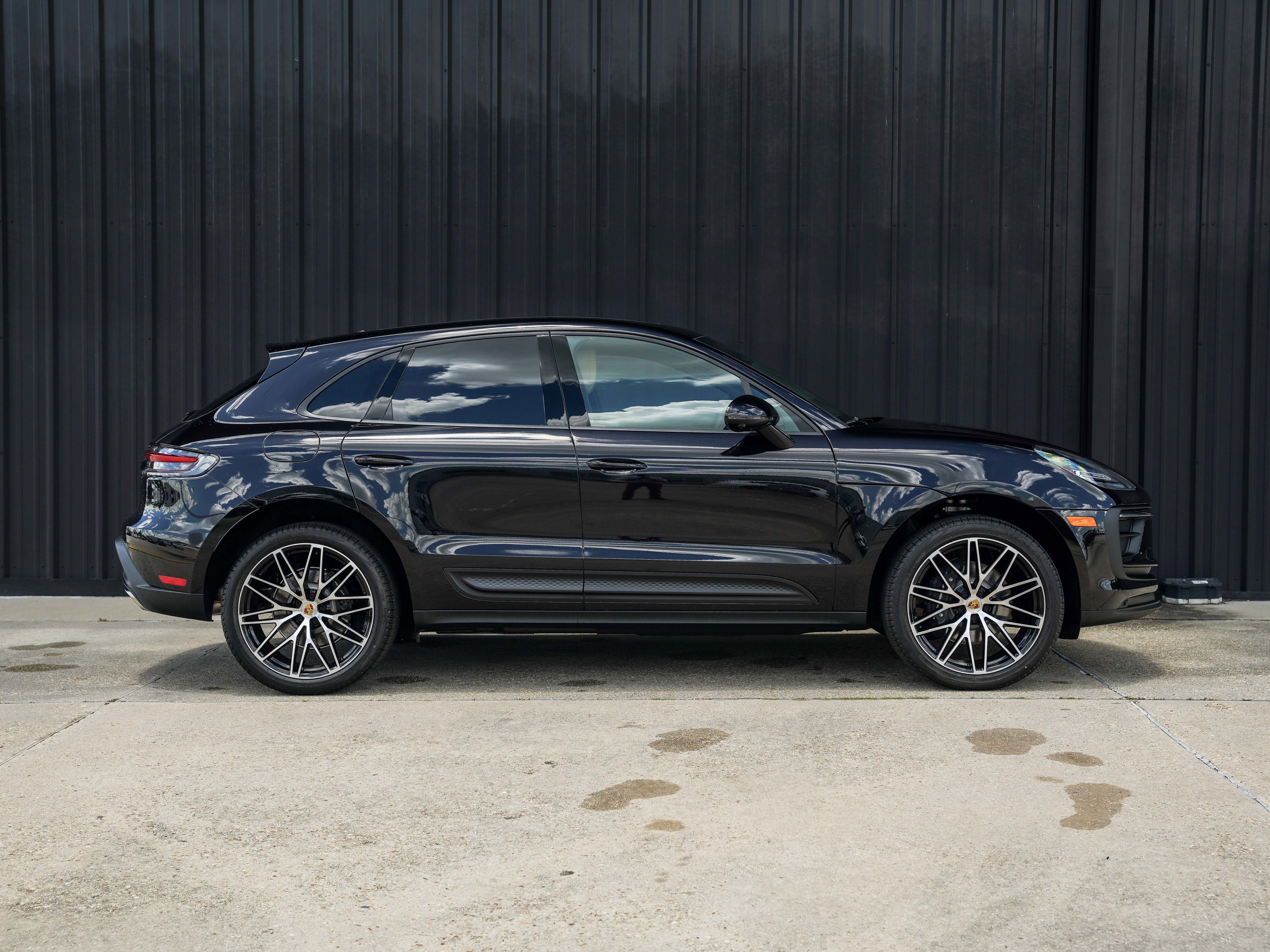New 2025 Porsche Macan image 13