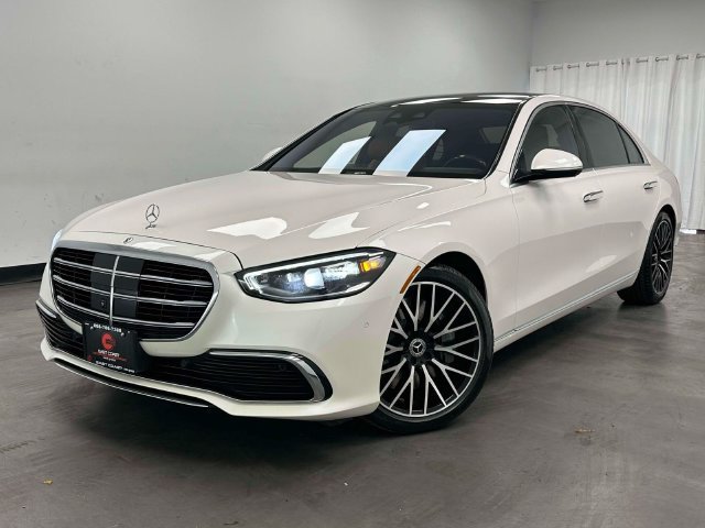 Used 2022 Mercedes-Benz S 580 4MATIC Sedan w/ Rear Seat Package image 1
