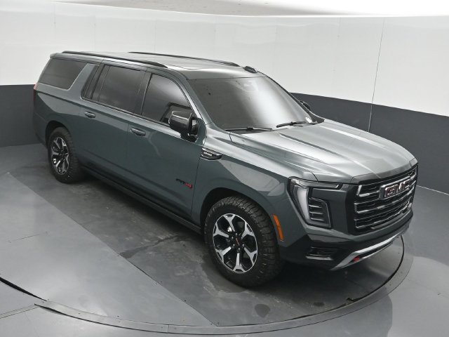 Used 2026 GMC Yukon XL AT4 w/ AT4 Premium Plus Package AWD/4WD image 45