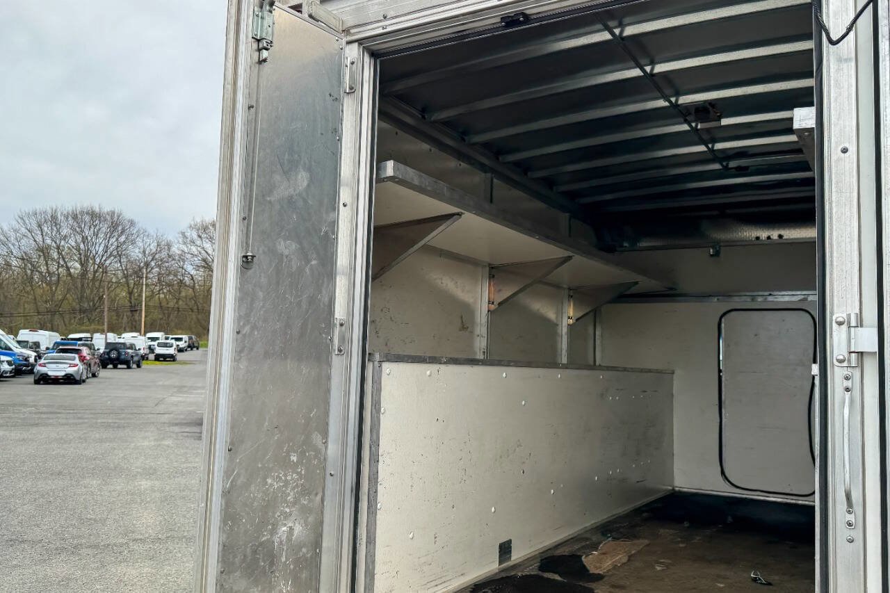 Used 2022 Ford E-350 and Econoline 350 Super Duty w/ Power Windows & Locks Group RWD image 17