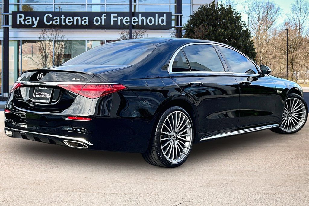 Certified 2023 Mercedes-Benz S 500 4MATIC image 2