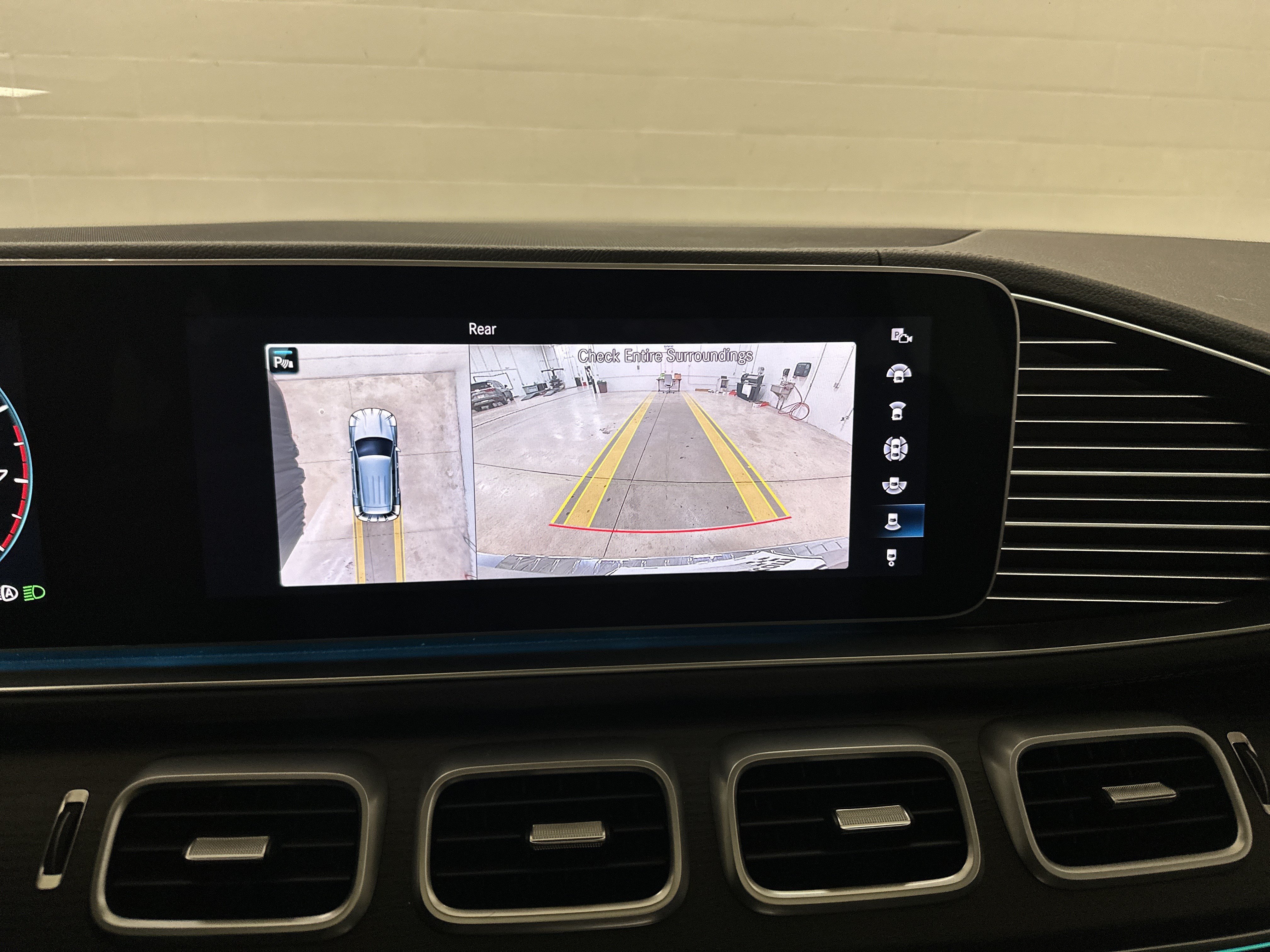 Used 2022 Mercedes-Benz GLE 350 4MATIC image 25