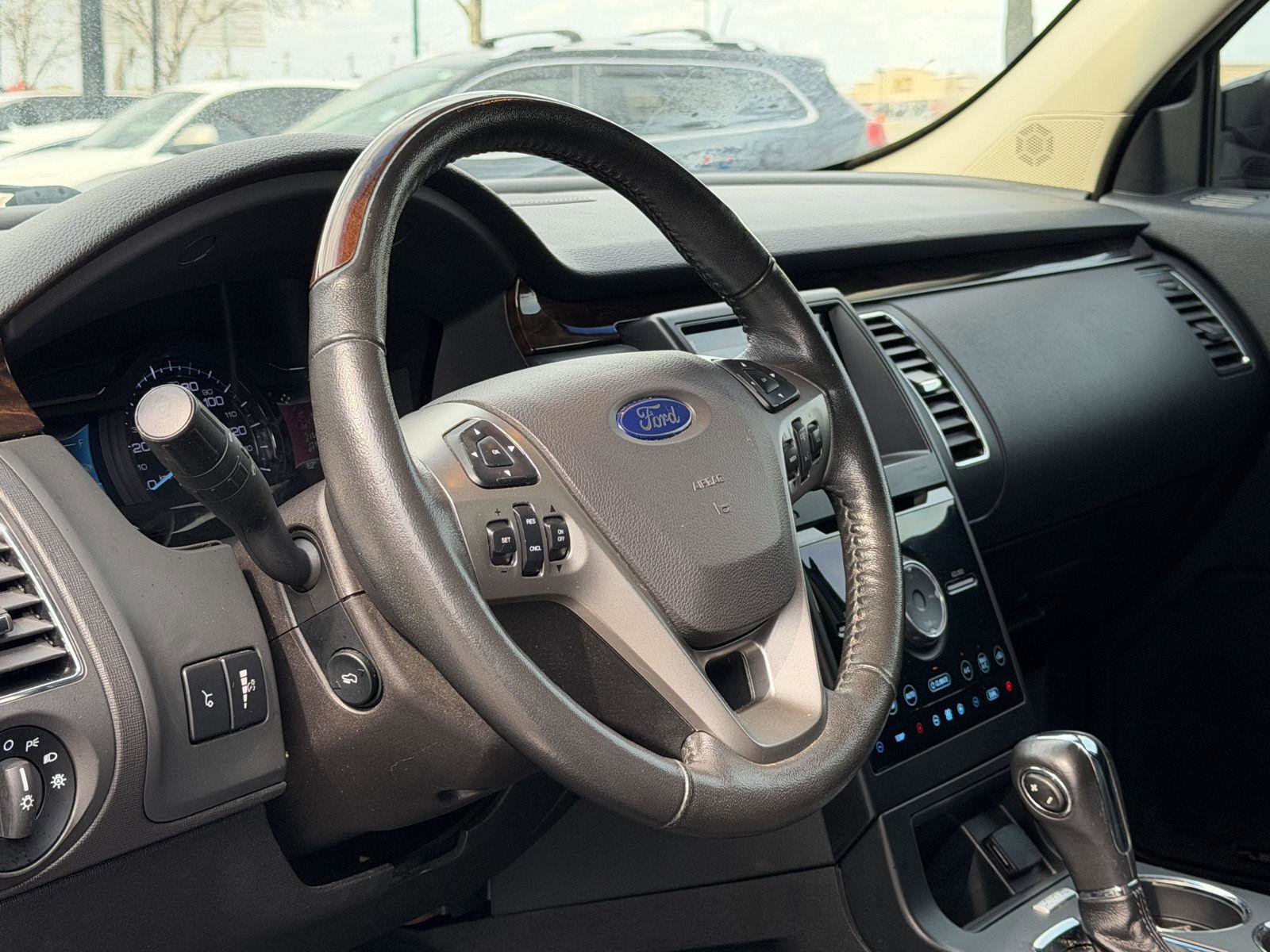 Used 2019 Ford Flex Limited FWD image 30