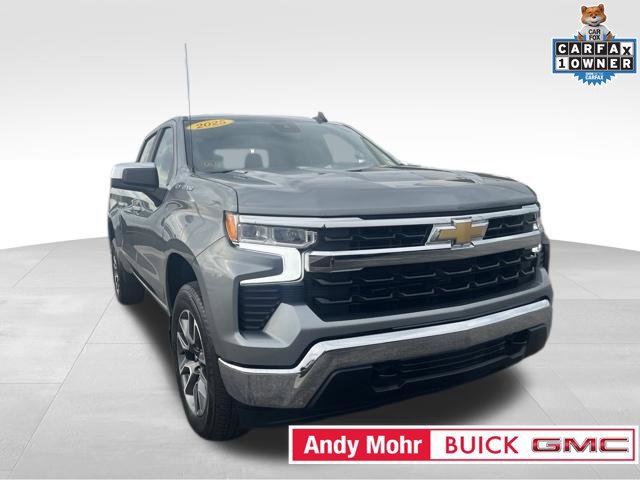 Used 2025 Chevrolet Silverado 1500 LT AWD/4WD image 2