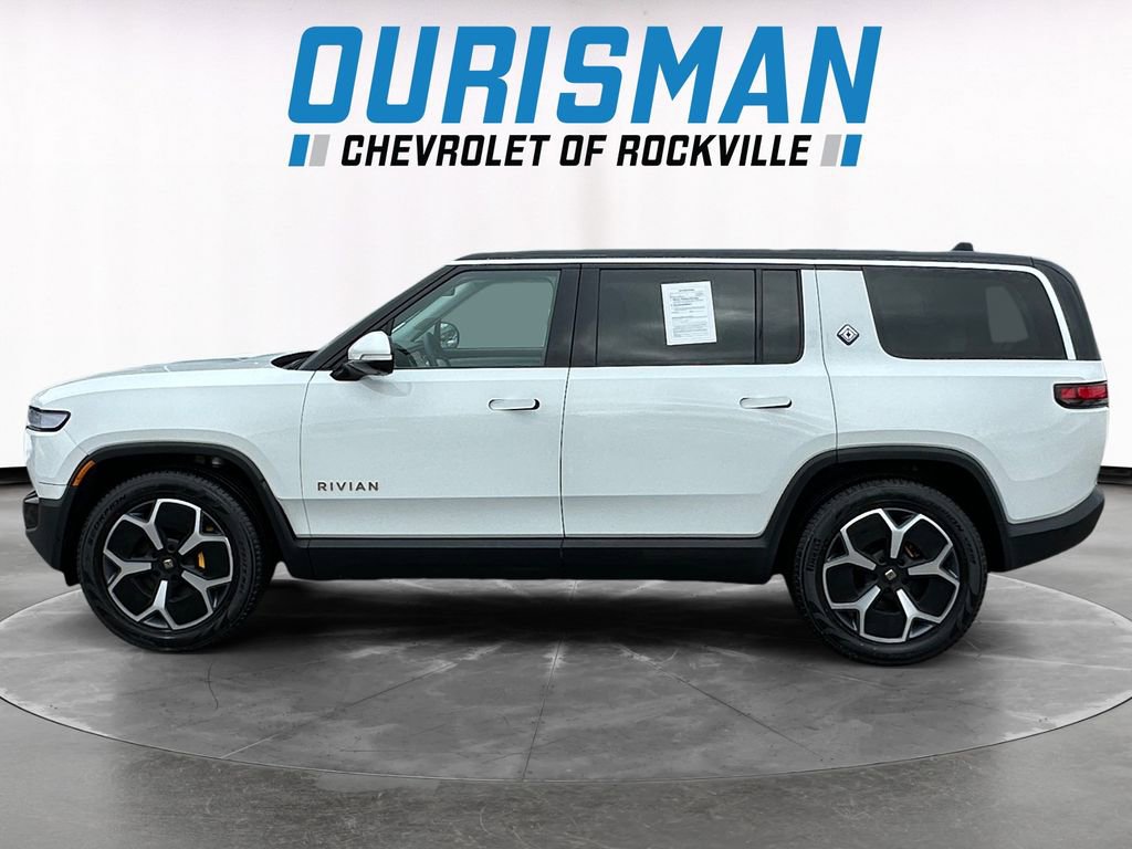 Used 2024 Rivian R1S Adventure image 3