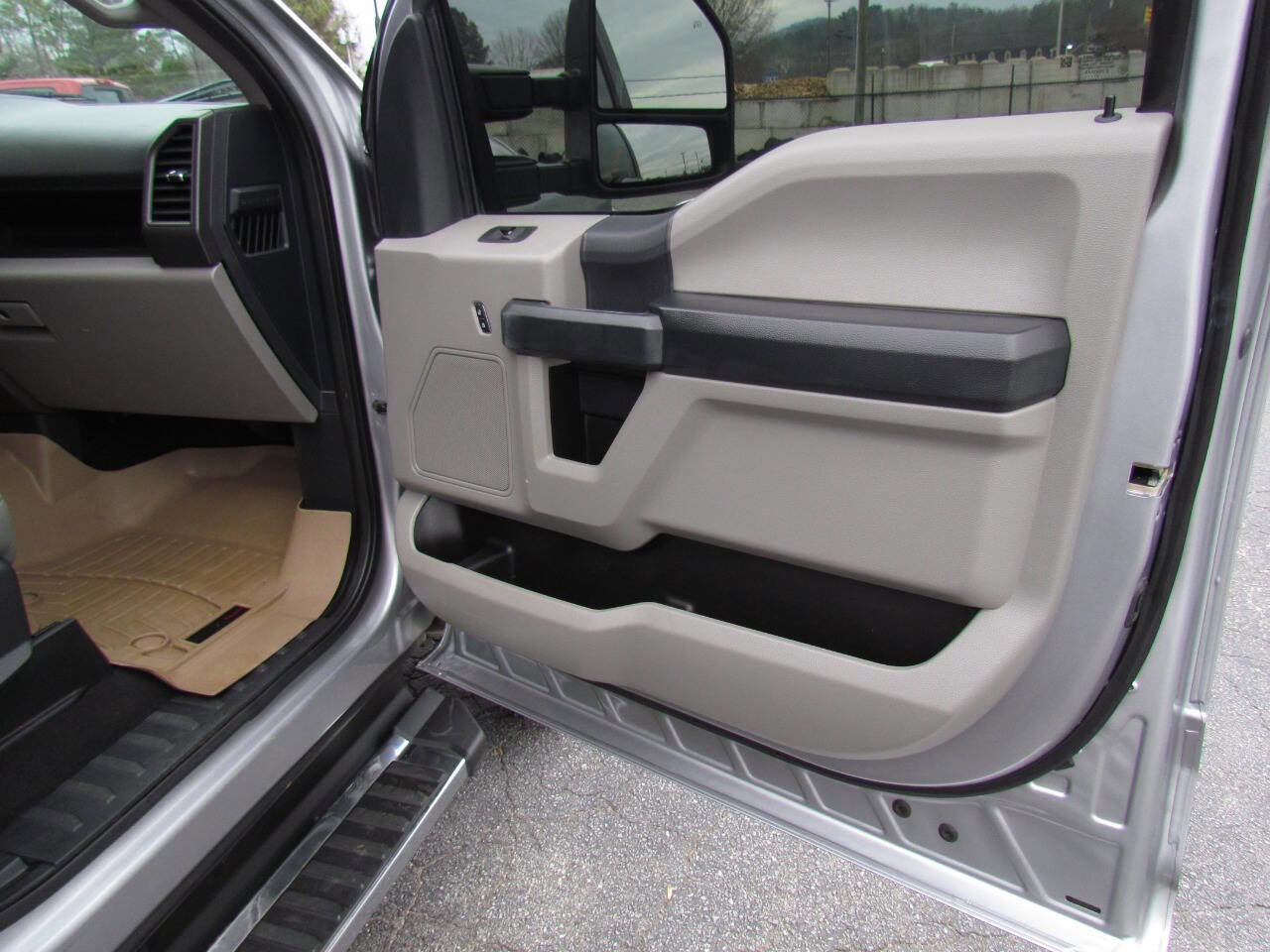 Used 2022 Ford F250 XL w/ STX Appearance Package image 16