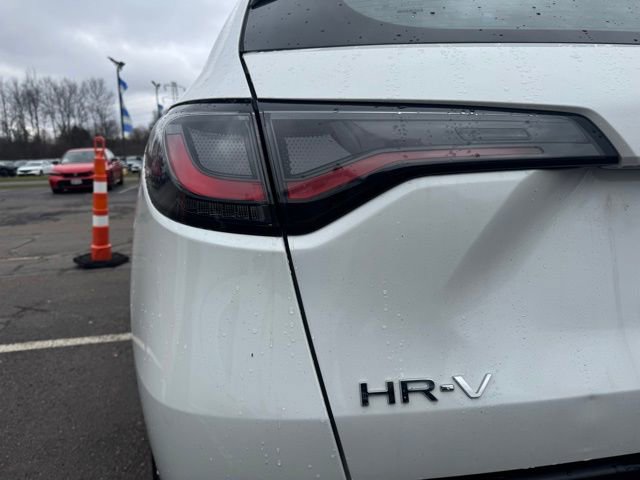 Certified 2025 Honda HR-V LX image 10