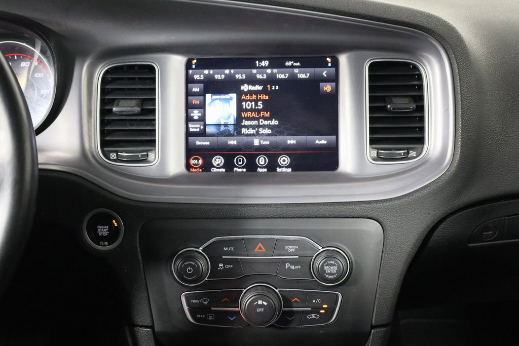 Used 2023 Dodge Charger SXT image 28