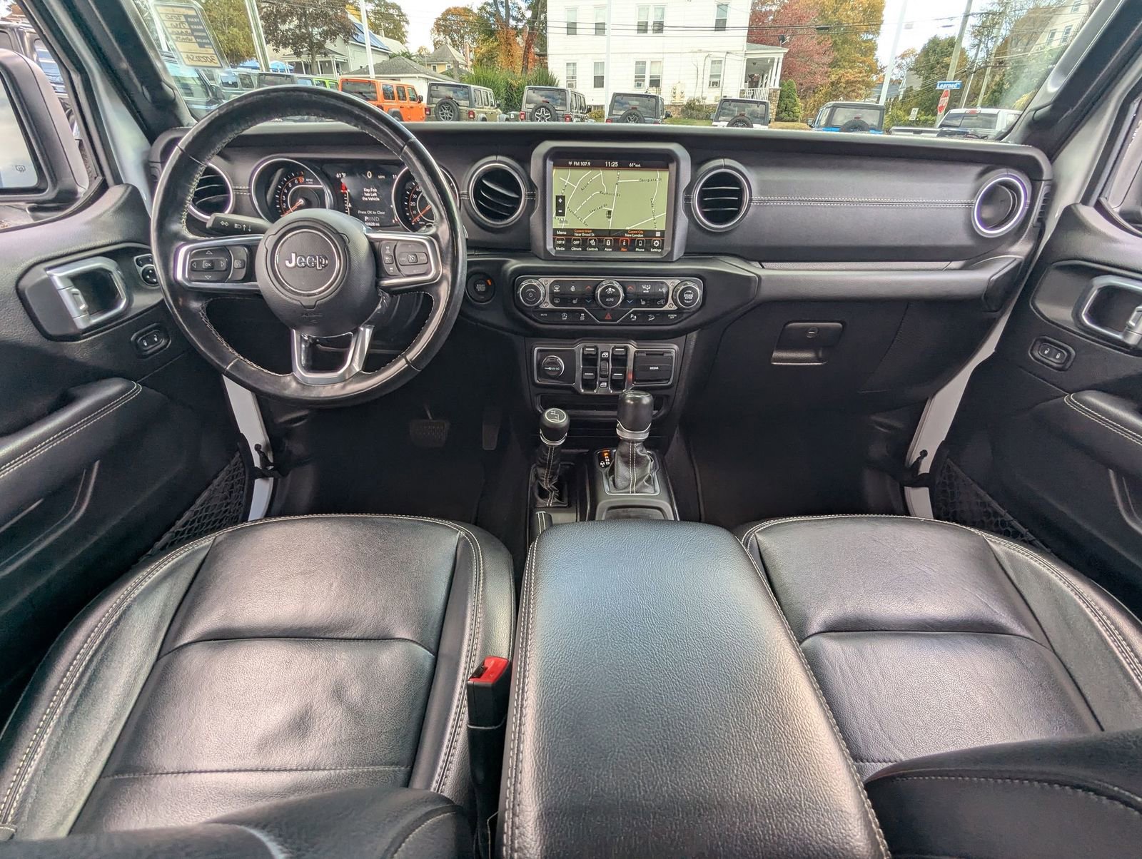 Used 2020 Jeep Wrangler Unlimited Sahara image 18