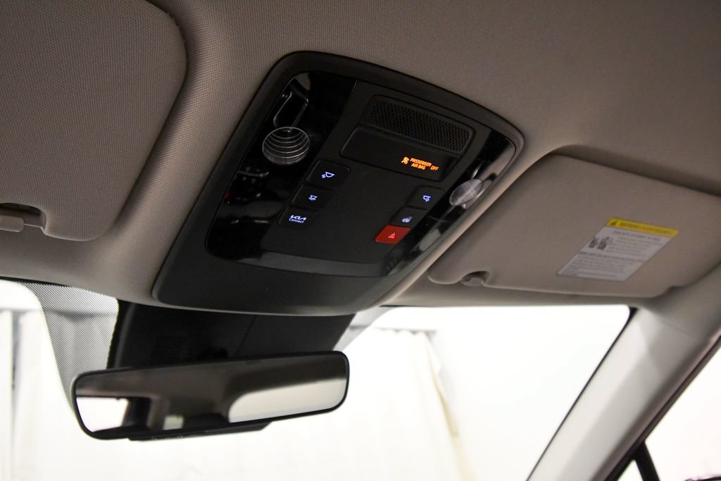 Certified 2023 Kia Carnival SX FWD image 29