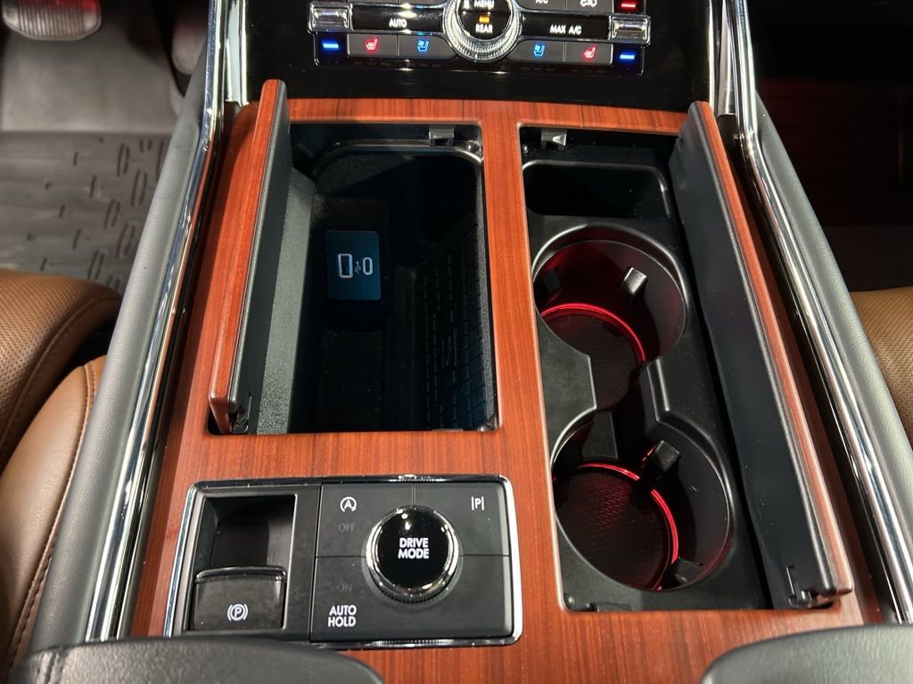 Used 2023 Lincoln Navigator Reserve image 14