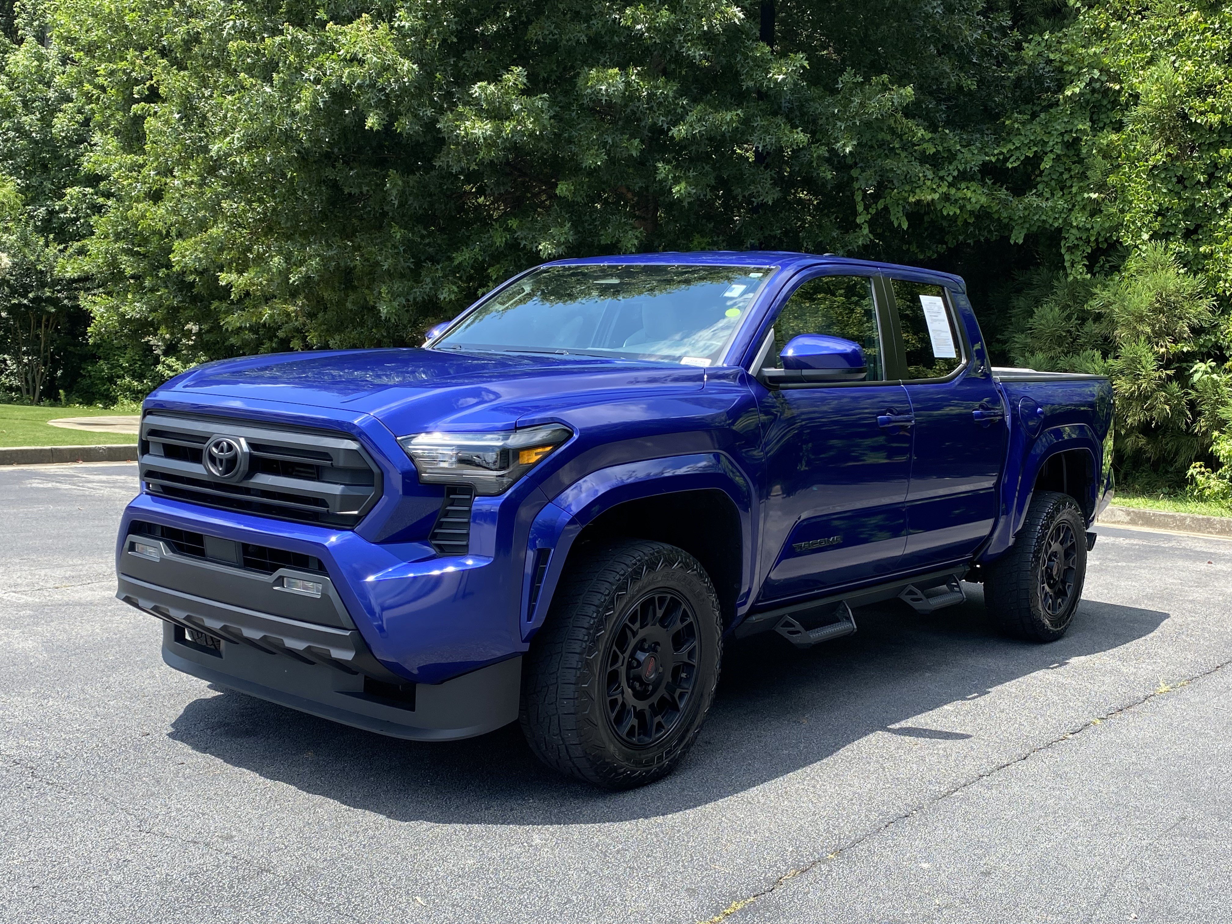 Used 2025 Toyota Tacoma SR5 RWD image 5