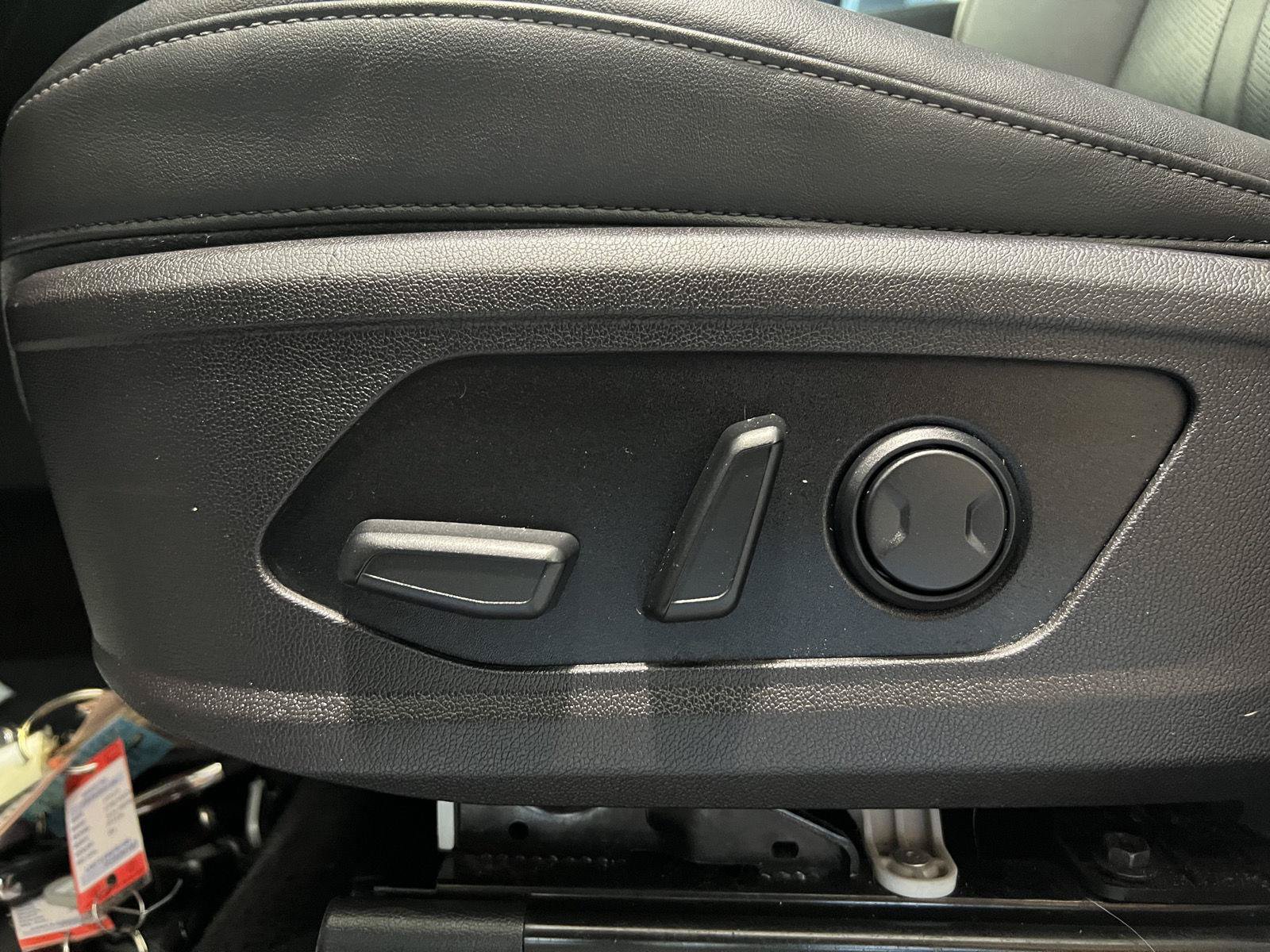 Used 2022 Kia Sorento SX AWD/4WD image 39