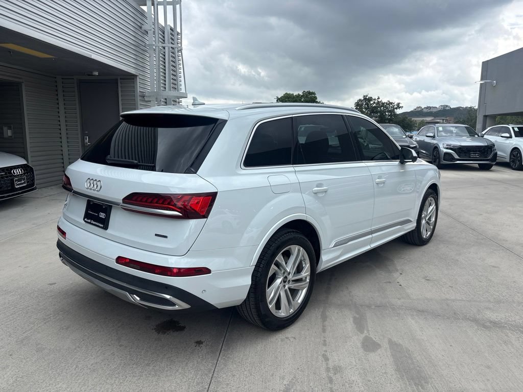 Used 2023 Audi Q7 3.0T Premium AWD/4WD image 8