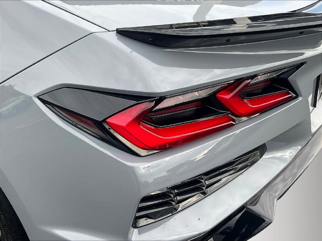 Used 2025 Chevrolet Corvette Z06 RWD image 20