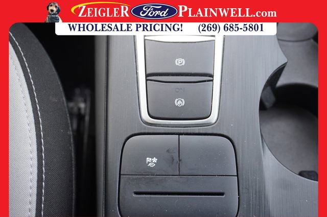 Used 2023 Ford Escape Active image 18