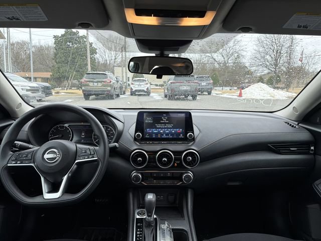 Used 2024 Nissan Sentra SV image 16