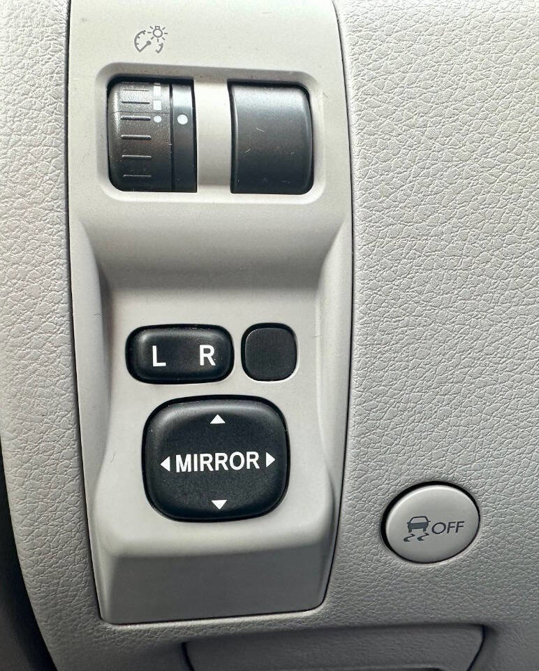 Used 2012 Subaru Forester 2.5X w/ Alloy Wheel Pkg image 21