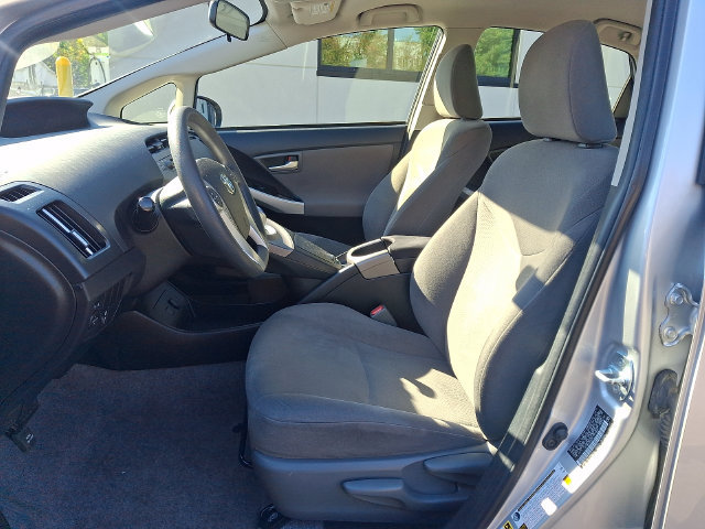 Used 2015 Toyota Prius Three FWD image 13