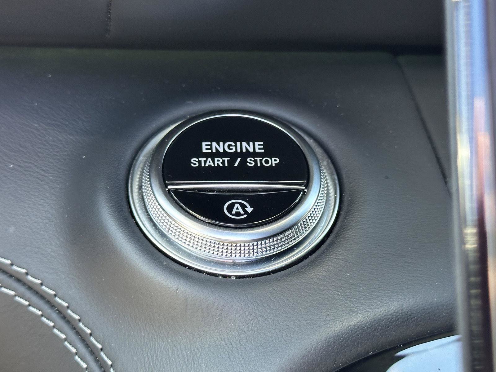 Used 2022 Mercedes-Benz SL 55 AMG 4MATIC image 26