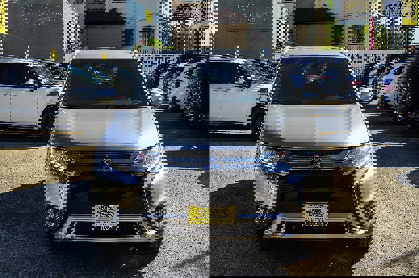 Used 2022 Mitsubishi Outlander LE image 6