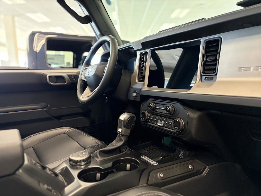 New 2026 Ford Bronco Outer Banks image 25