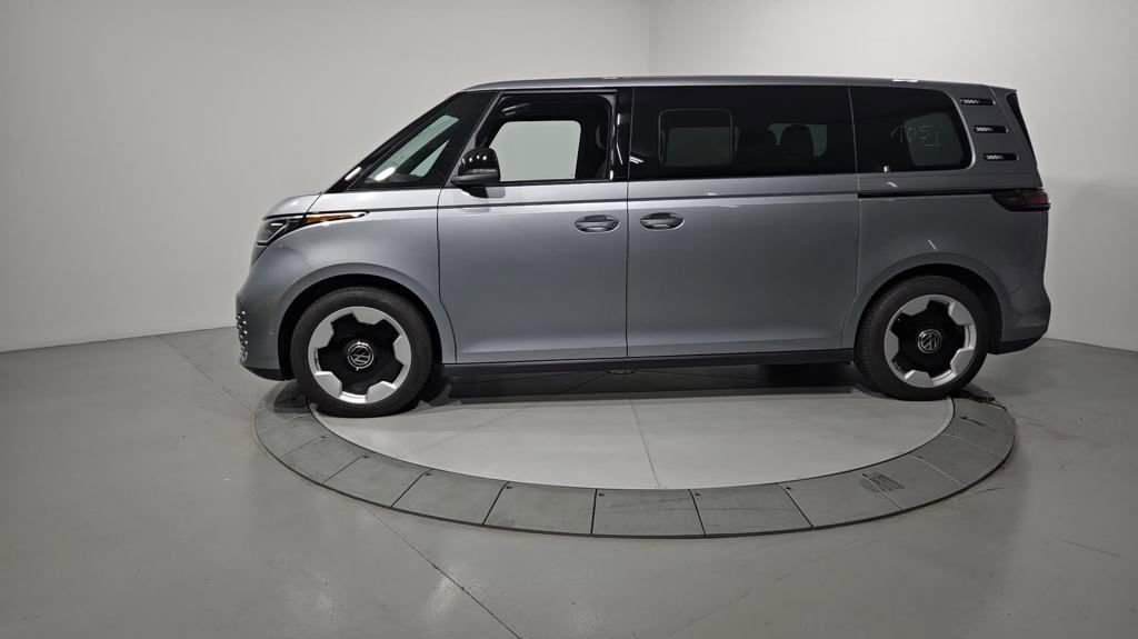 New 2025 Volkswagen ID. Buzz Pro S image 2