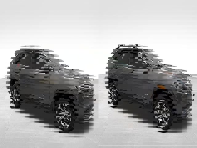 Used 2020 Jeep Cherokee Latitude Plus w/ Cold Weather Group image 34