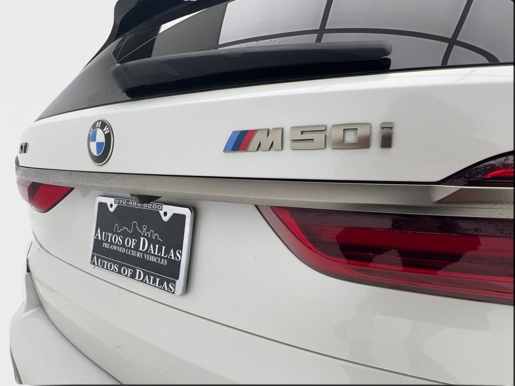 Used 2020 BMW X7 M50i w/ Dynamic Handling Package AWD/4WD image 11