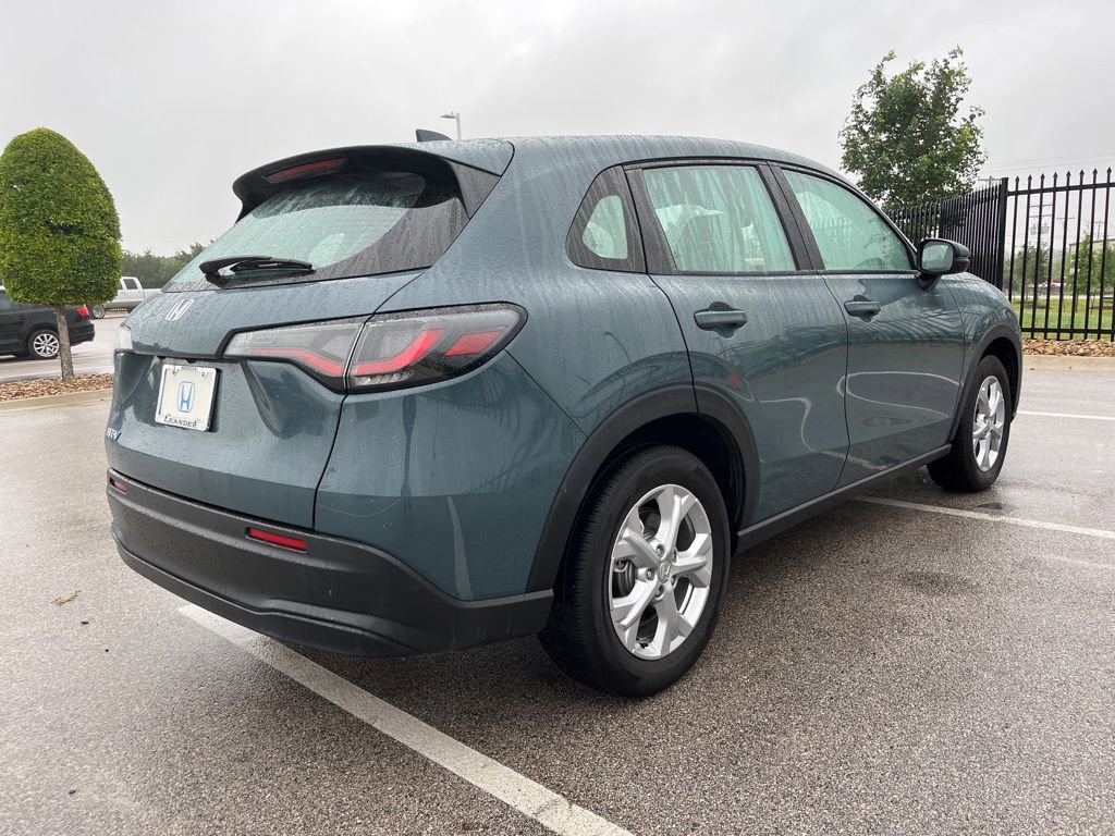 Used 2025 Honda HR-V LX image 4