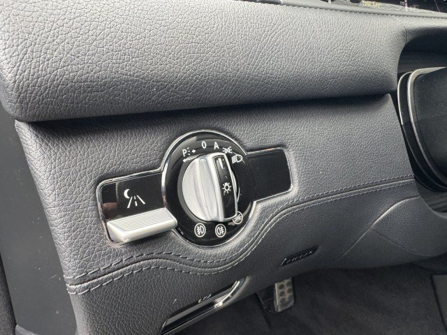 Used 2010 Mercedes-Benz CL 63 AMG w/ Distronic Plus Pkg image 31