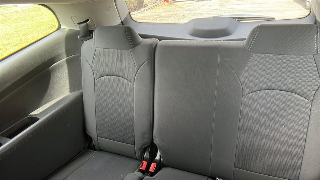 Used 2016 Chevrolet Traverse LT w/ Style and Technology Package image 22