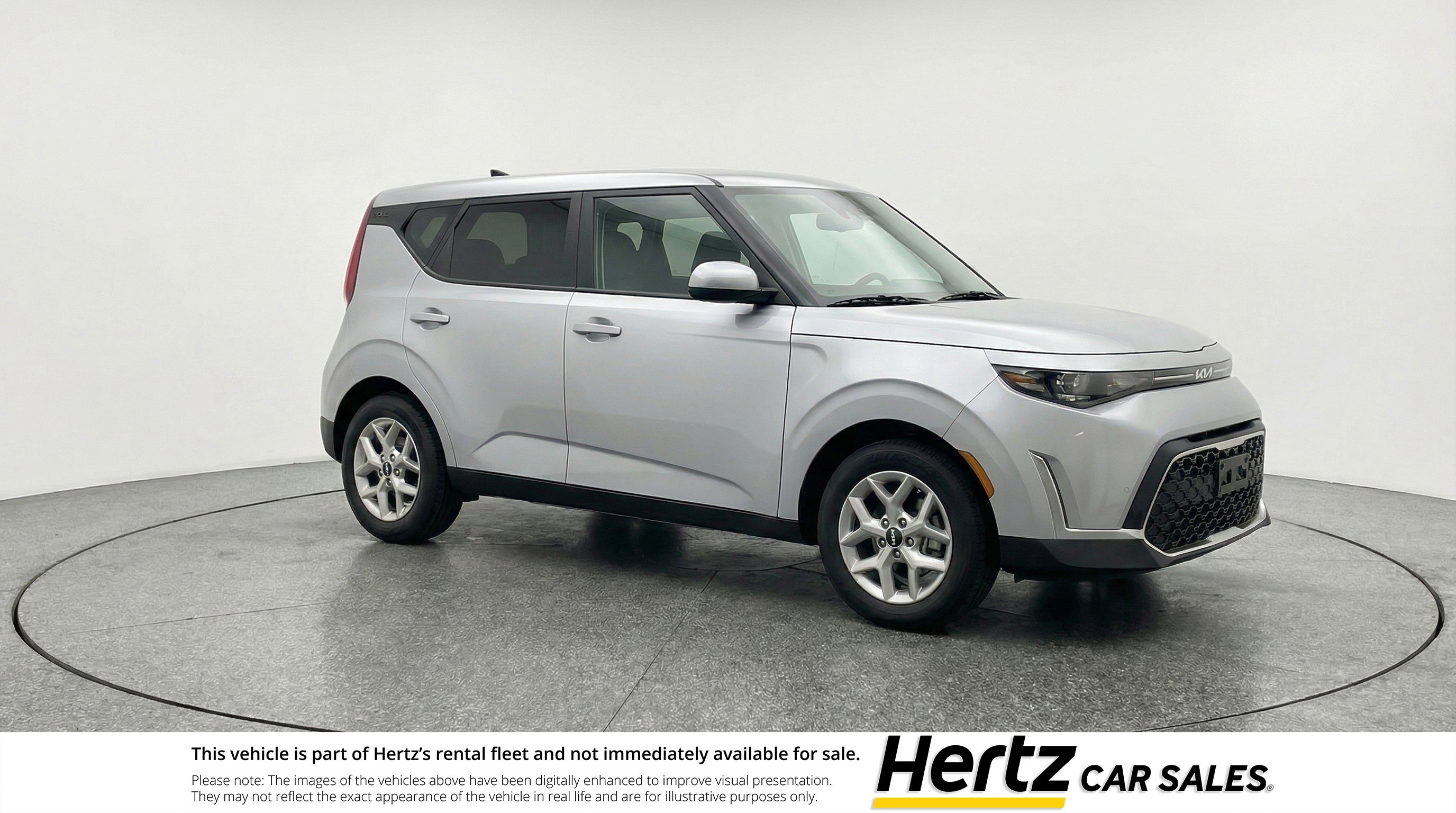 Used 2025 Kia Soul LX w/ LX Technology Package FWD image 1