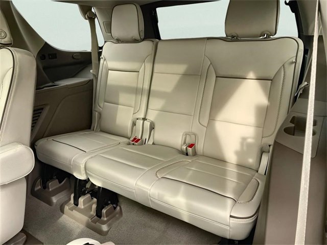 Used 2021 GMC Yukon Denali w/ Denali Premium Package image 28