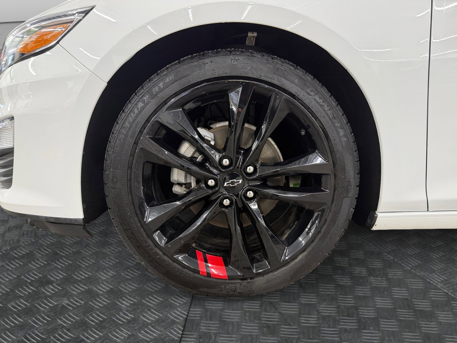 Used 2022 Chevrolet Malibu LT w/ Leather Package image 11