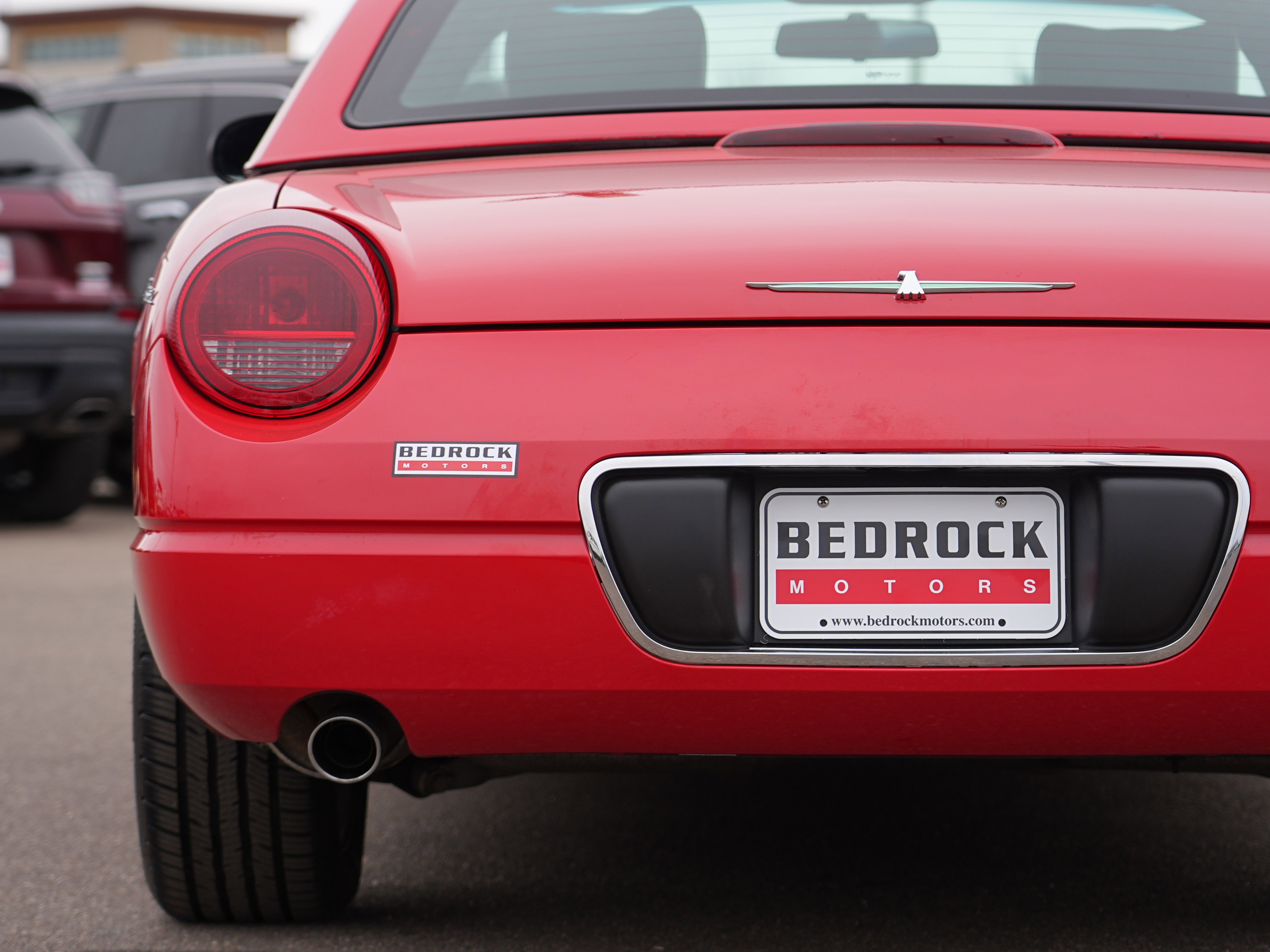 Used 2004 Ford Thunderbird Deluxe image 10